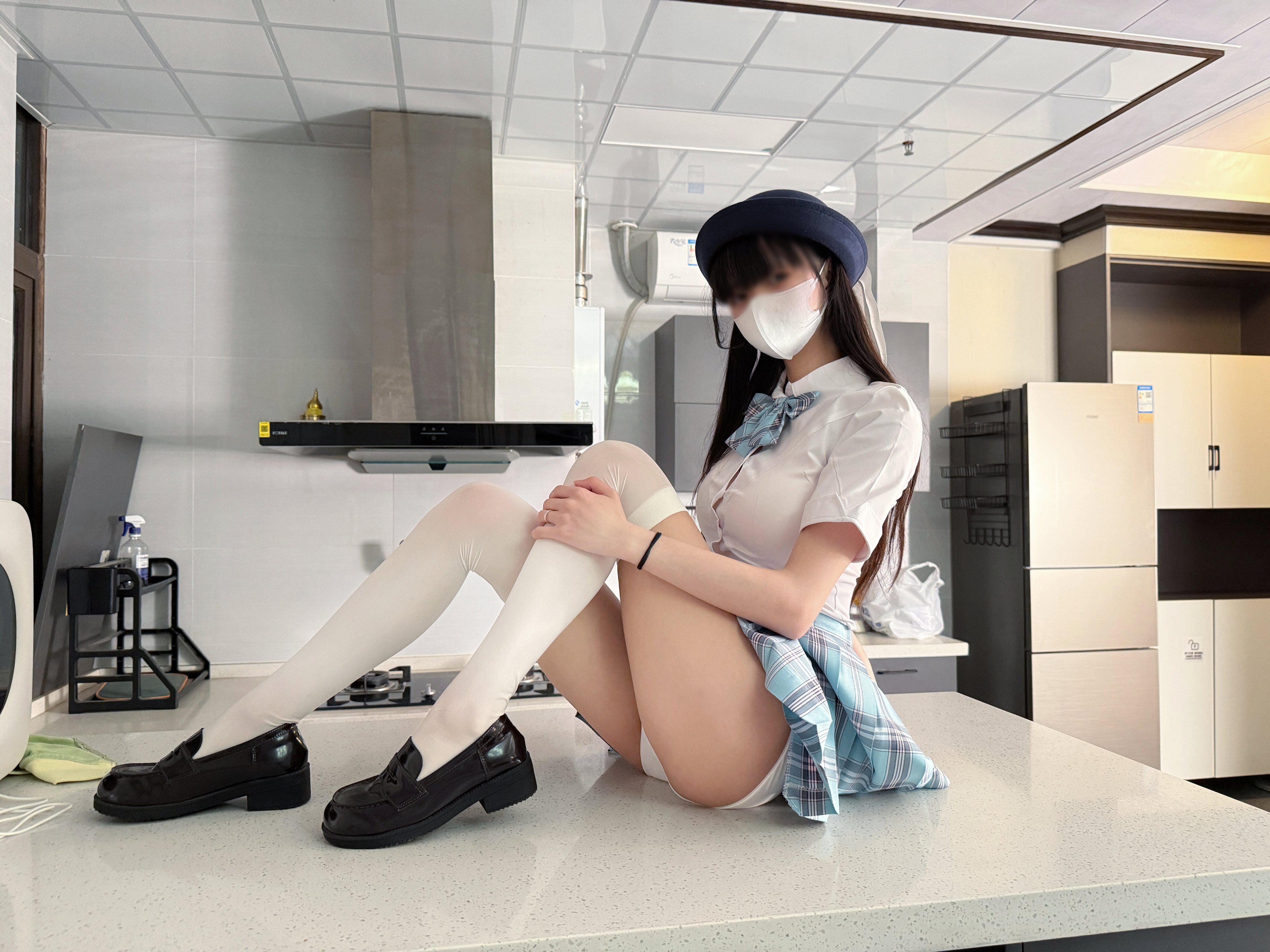 说女的空降什么意思梗！av线两头和三头的区别